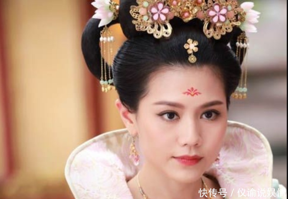 大呼|宰相霍乱后宫,皇帝给他赐婚,新婚夜发现算是老女人,他大呼万岁