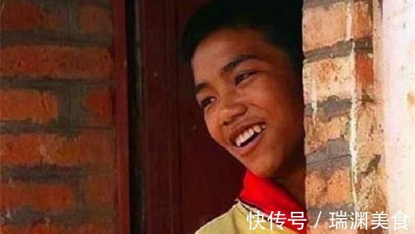 當(dāng)年變形計中不想回家,和富爸爸要錢被拉黑的山區(qū)孩子,現(xiàn)今如何