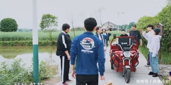 李诞|明星赊账打包10根烤肠！张一山之后，杨紫以一己之力把烤肠带红了