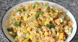 减肥菜谱,无米蛋炒饭,简单美味营养,谁吃谁瘦,动手试试吧