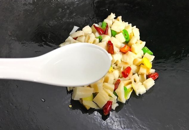 立秋后多吃莲藕，润燥止渴，分享5种家常吃法，好做好吃，快来学