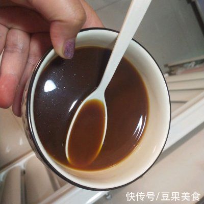 宫保鸡丁一上桌,老人宝宝全都笑