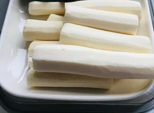 苹果和“它”是绝配，锅里蒸一蒸，好处显而易见，好吃又健康