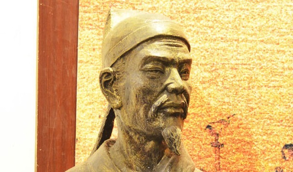 历史|历史上的“荆轲刺秦王”的行为,为何陶渊明和司马光的看法截然相