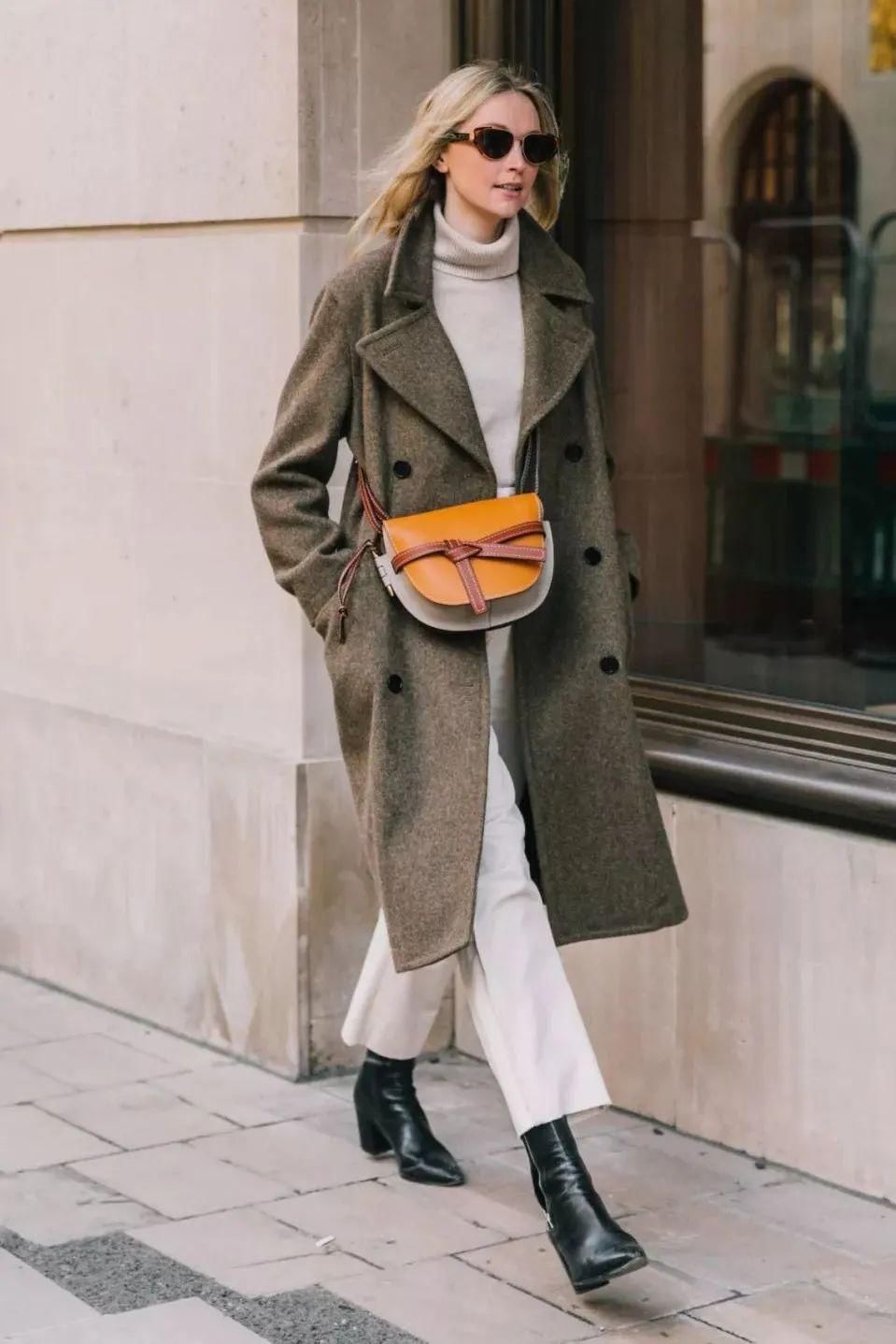  搭配大衣|你穿大衣+靴子的样子，真的时髦极了！