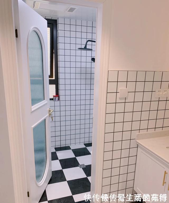 吊顶|越来越多人不吊顶,不做背景墙,看看她家,明亮宽敞,以后照着装