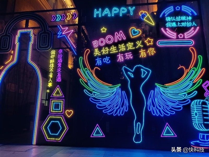 qq飞车|2021年唯一5G大屏手机！荣耀X30 Max评测：拍照、续航都有小惊喜