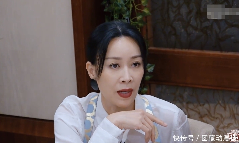 黄子韬 《萌探》嘉宾初见,宋亚轩年纪被曝光,那英调侃,杨紫反应亮了