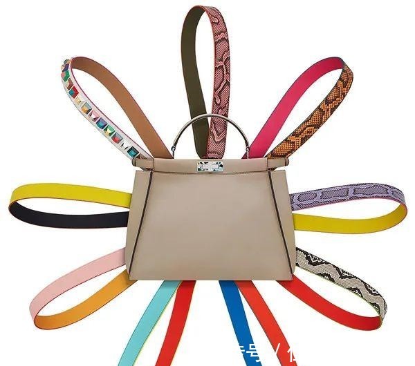 peekaboo 无论时尚圈的风怎么刮,Fendi这个包包都永不过时!