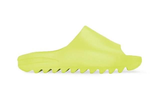 slide|侃爷又鸽了！除了《DONDA》跳票外，还有全新 Yeezy Slide