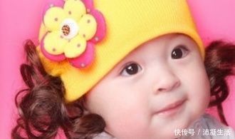 烁烁|上幼儿园第一天，3岁宝宝哭着告诉妈妈，老师给他起了一个破名字