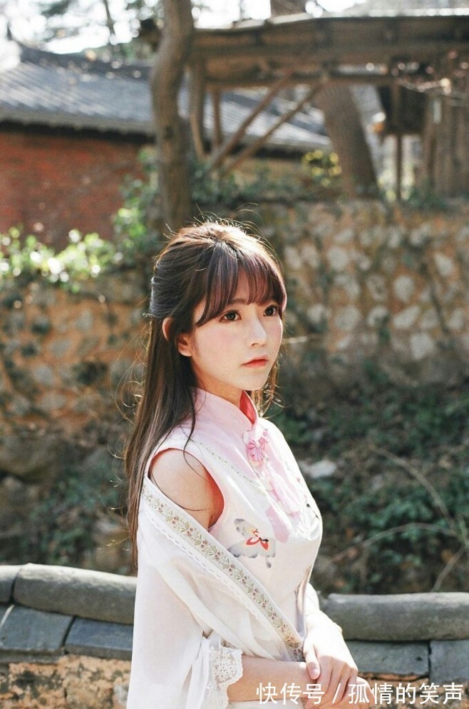 |谈恋爱逗女生笑的笑话段子,活跃气氛的约会笑话笑死人