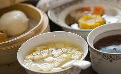 早上多吃4种养肝早餐，把握住养肝黄金期，肝会“谢谢”你