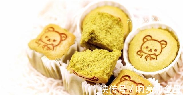 教你不开裂不塌陷，水光肌古早抹茶纸杯蛋糕，步骤详细一学就会！