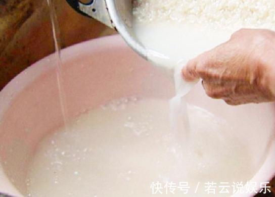 自来水|用2种“过期药”,泡水去浇花,土壤几年不板结,养啥都旺!