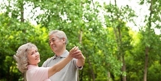 血液|“血液救命水”发现了,一天2口,干掉血栓,血液不脏,人变瘦!