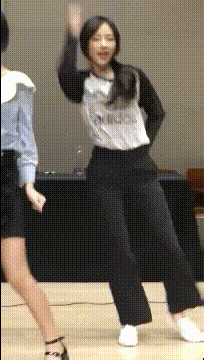 |搞笑GIF:这没什么好笑的,只想告诫大家开车一定要慢,一定要注意安全