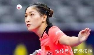 世锦赛|不愧女乒颜值与品牌担当!刘诗雯当选2021中国十大品牌年度人物!