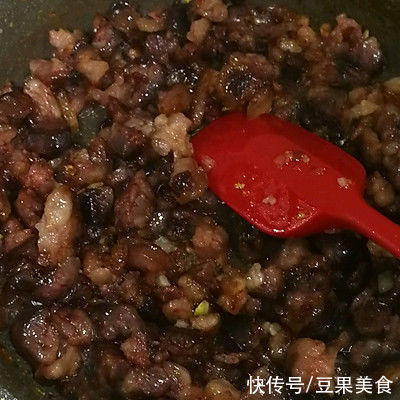 5分钟就能做好的萝卜丝饼（生酮友好）,简单又好吃