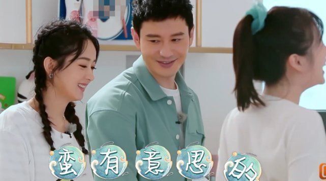 冰沙|赵丽颖自己学习做冰沙,谁注意她手里用的碗这顾客还怎么敢来