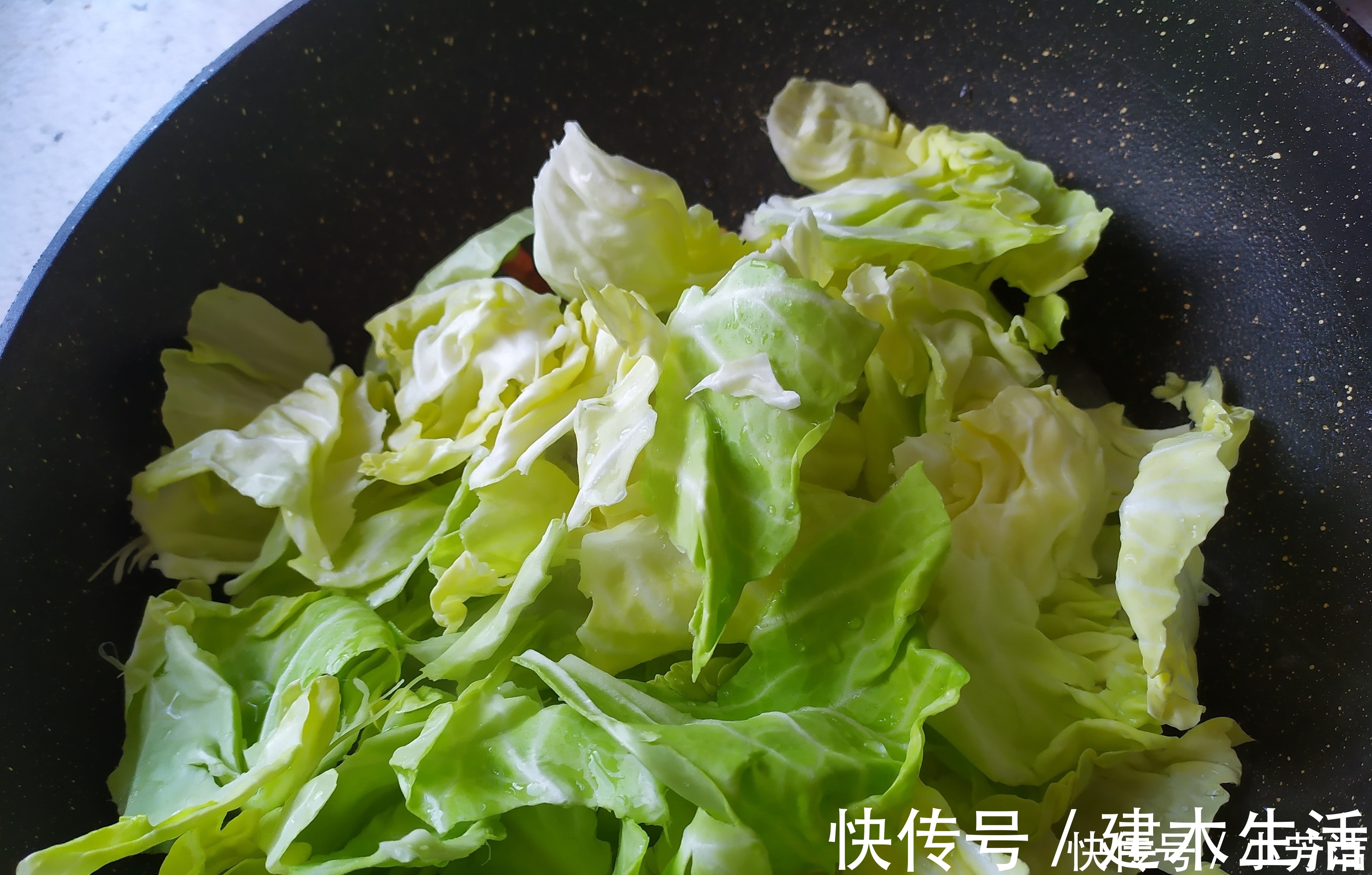 料汁|很多人不懂此菜，天然叶酸含量极高，只要5毛钱一斤