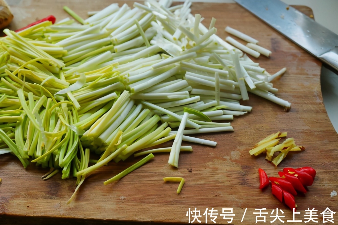 蒜黄|家里条件再不好,这食物也要2天吃一次,增强免疫力,对身体好