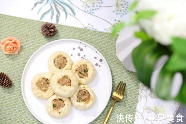 中筋面粉|吃过这款自己做的鲜肉包子，我再也没去过包子铺了