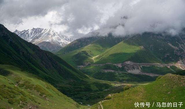 独库公路，就这条，一年只开五个月的公路