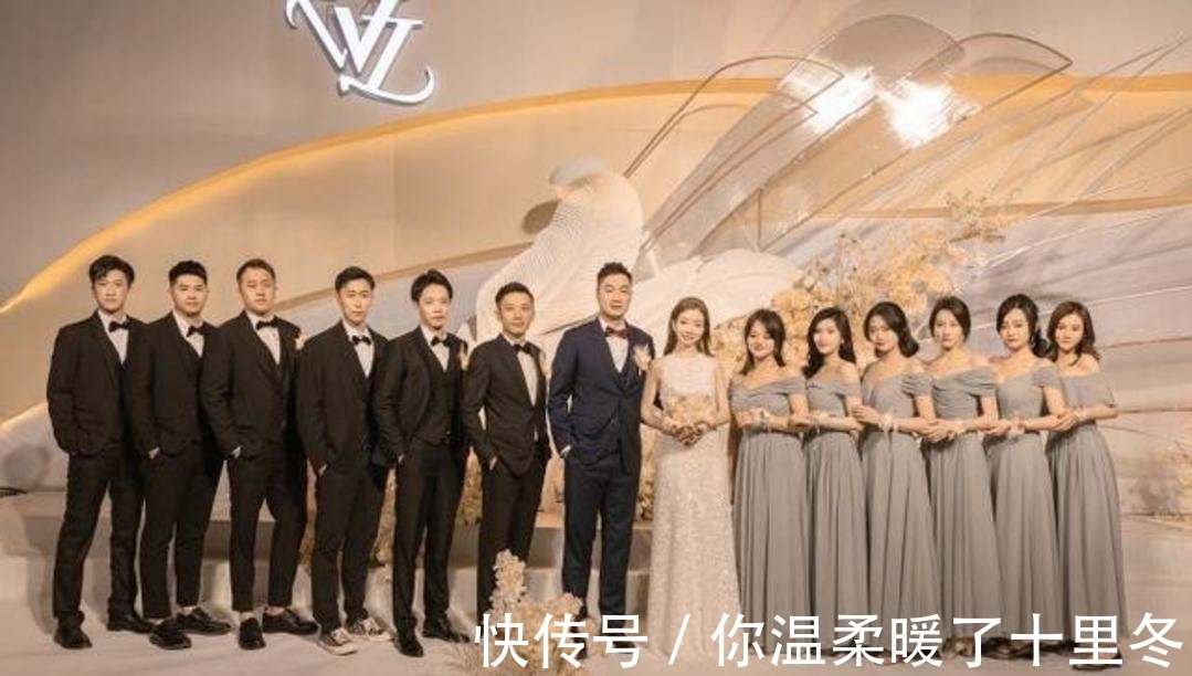 林丹|31岁林丹师弟大婚!新娘穿镂空婚纱美艳,劳斯莱斯+法拉利接亲