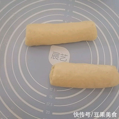 #安佳万圣烘焙奇妙夜#小朋友超喜欢吃的芝士小餐包