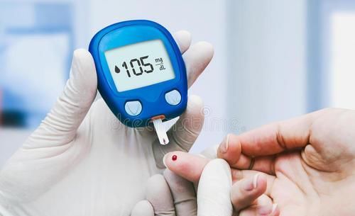 腊八粥的营养成分很高，适合糖尿病人吃吗？