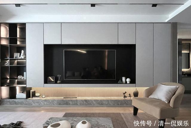 空间|她放弃“大横厅”优势，决定重组空间，完工后既实用又有档次