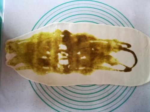 将面粉做成这种零食，简单几步就搞定了，成本低，味道好