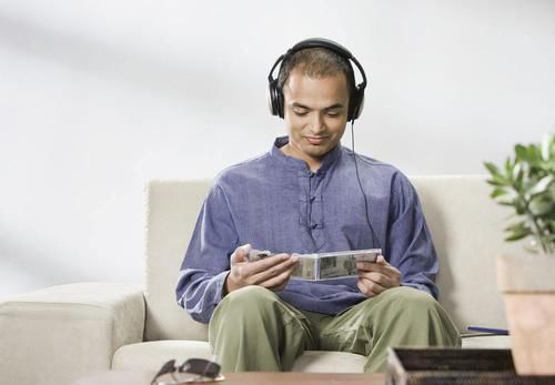 下降|男性衰老的4个“丑态”，你若一个都没有，恭喜，说明你还很年轻