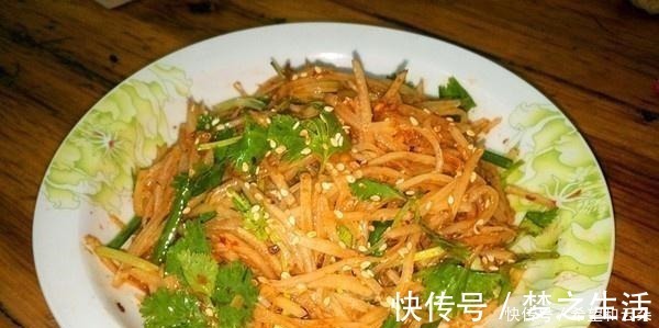 味道|夏天不吃这道菜太可惜了，把水焯一下，拌上一种特别的味道