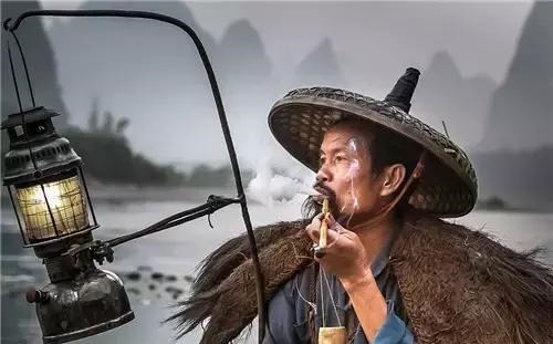 泰斗们&渔夫一上联难倒大才子苏轼, 百年无人能解, 清朝才有绝妙下联!