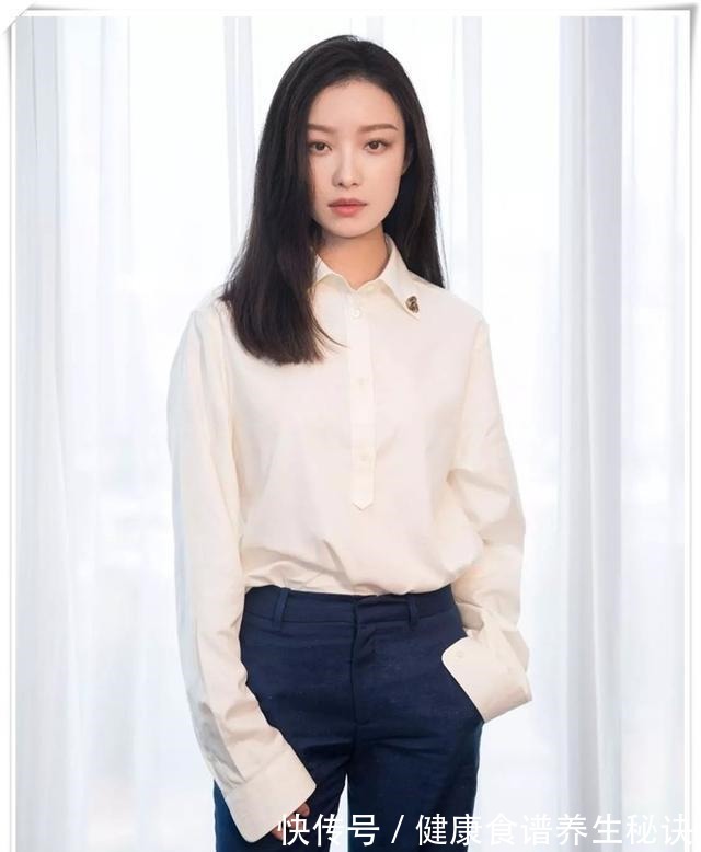 中年女性 阔腿裤+衬衫=中年女性气质穿搭,开春正流行!