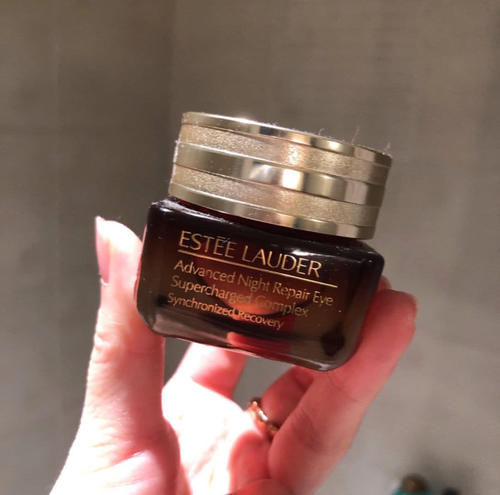 改善|真正靠谱的眼霜长啥样：这些眼霜有效延缓和改善眼部肌肤稀薄老化