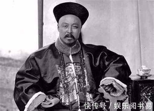 族人们!此人刚高中进士,就被族长无情踢出族谱,34年后,族人才恍然大悟