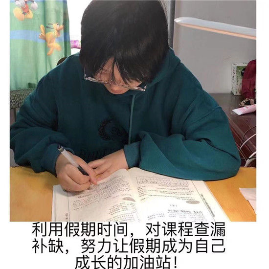 假期余额不足，看济南艺术学校学子晒晒他们的寒假作业