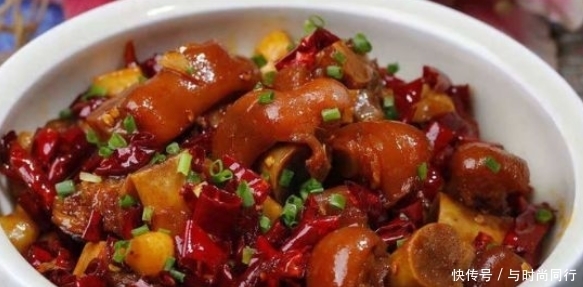 女人不想老的快，常吃以下食物，延缓衰老，颜值也能蹭蹭涨