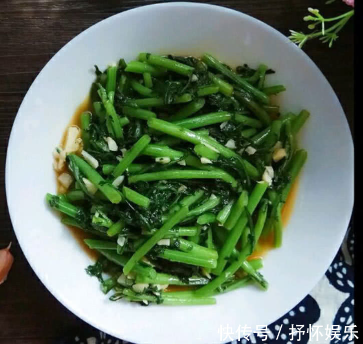 茼蒿|天然的“养肝菜”发现了,每天炒一盘,失眠好了,肝脏越来越健康