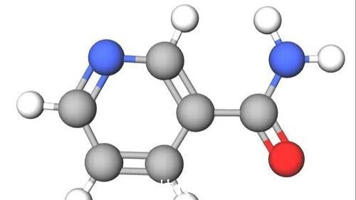 烟酰胺 烟酰胺导致面部长黑毛是真的吗对于烟酰胺的护肤误区!