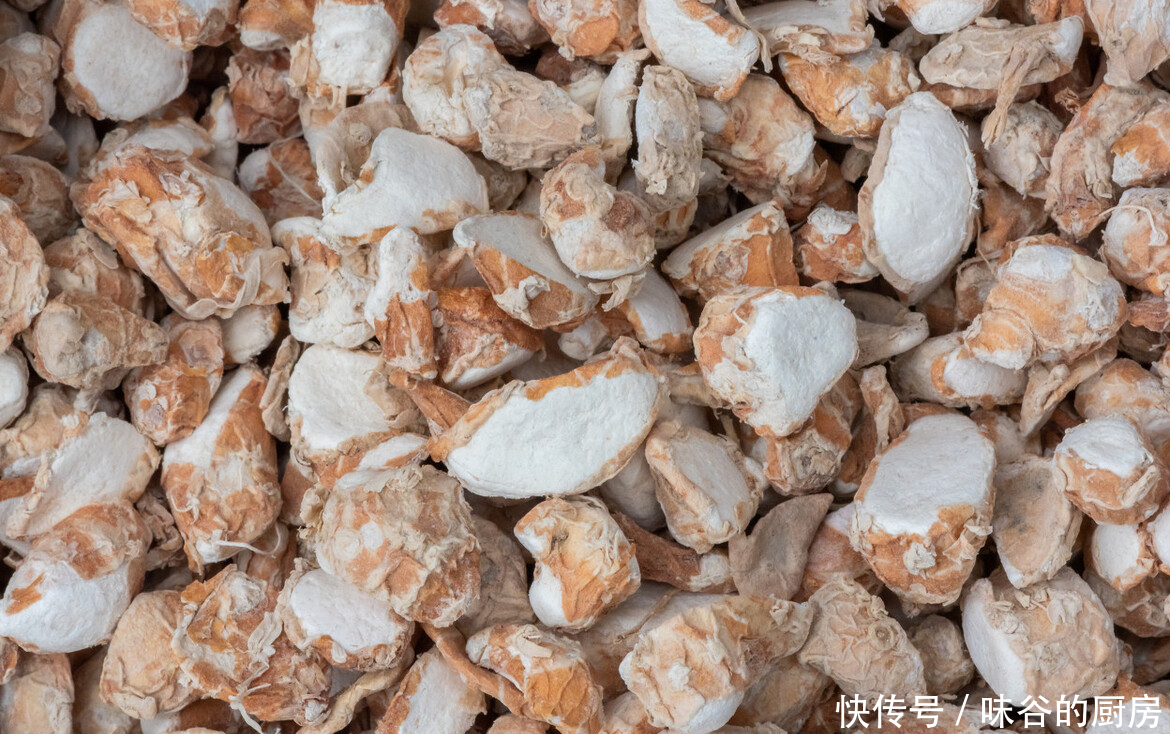 牢记|炖牛羊肉时, 调料别乱放,牢记“2放2不放”,汤鲜肉嫩特别香