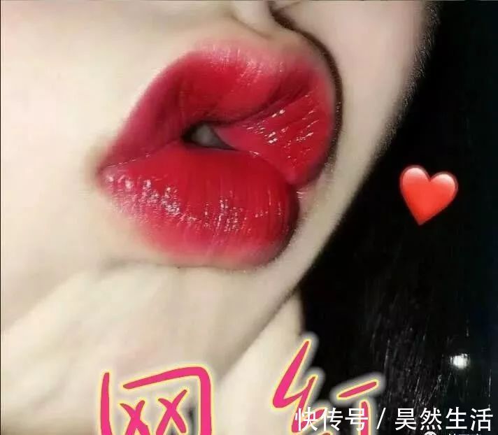 网红|同样是“嘴唇特写”,网红VS你,一个仙女本仙,一个群魔乱舞!