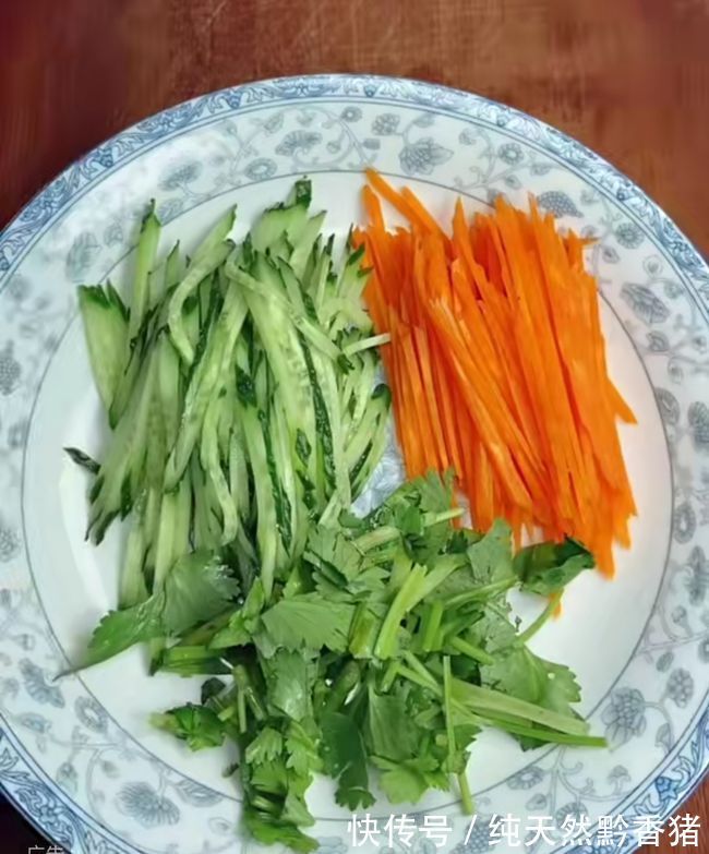 料汁|闷热的夏天没什么胃口?这两点做出来“凉拌豆皮”解决你的味蕾烦恼