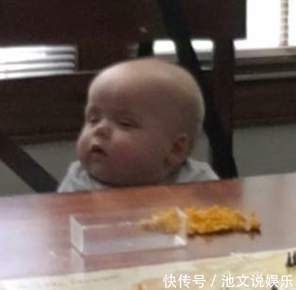 妈妈|新手奶爸带娃被宝妈查岗,发过去这些照片,宝宝好困,却不能睡