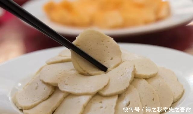 低下头,伸出手,为美食到苍南走一走