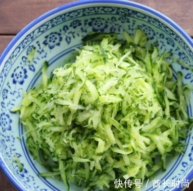 堪比|妈妈这回做的饺子馅堪比饭店啊,一下就被抢空!