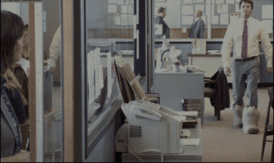 |搞笑GIF:有个这样的女友 肯定连五十都活不到